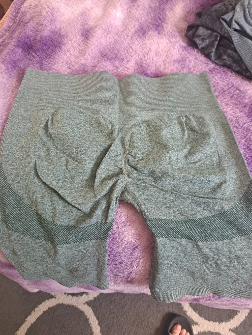Seamless High-Waist Olive Green Women’s Shaping Shorts